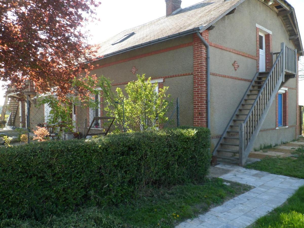 L'Etape De St Hilaire La Gravelle Bed & Breakfast Saint-Hilaire-la-Gravelle Dış mekan fotoğraf